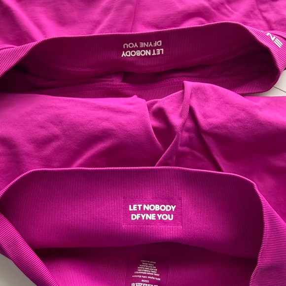 DFYNE Dynamic Pink/Magenta Set - Picture 5 of 8